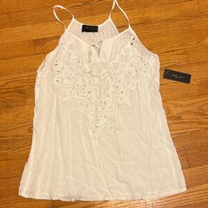 Romeo & Juliet Couture White Embroidered Camisole